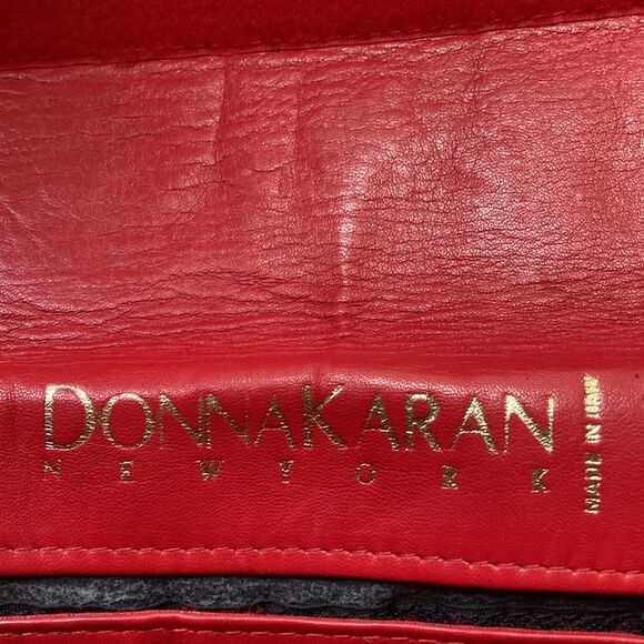 Donna Karan New York Vintage Cosmetic Bag with Terry Cloth Lining Red Leather. - Picture 6 of 9